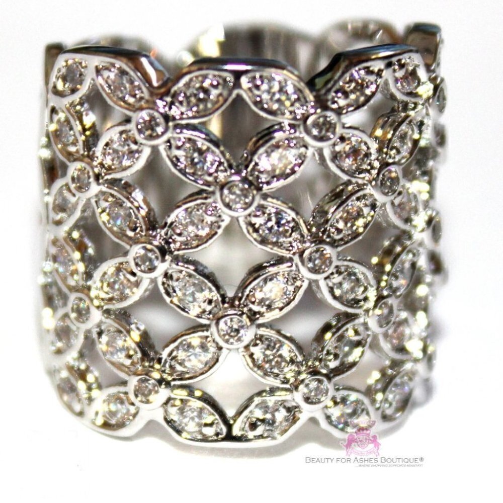 Beautiful Flower Design Wide Band Ring - Size 7 - New w/Tags